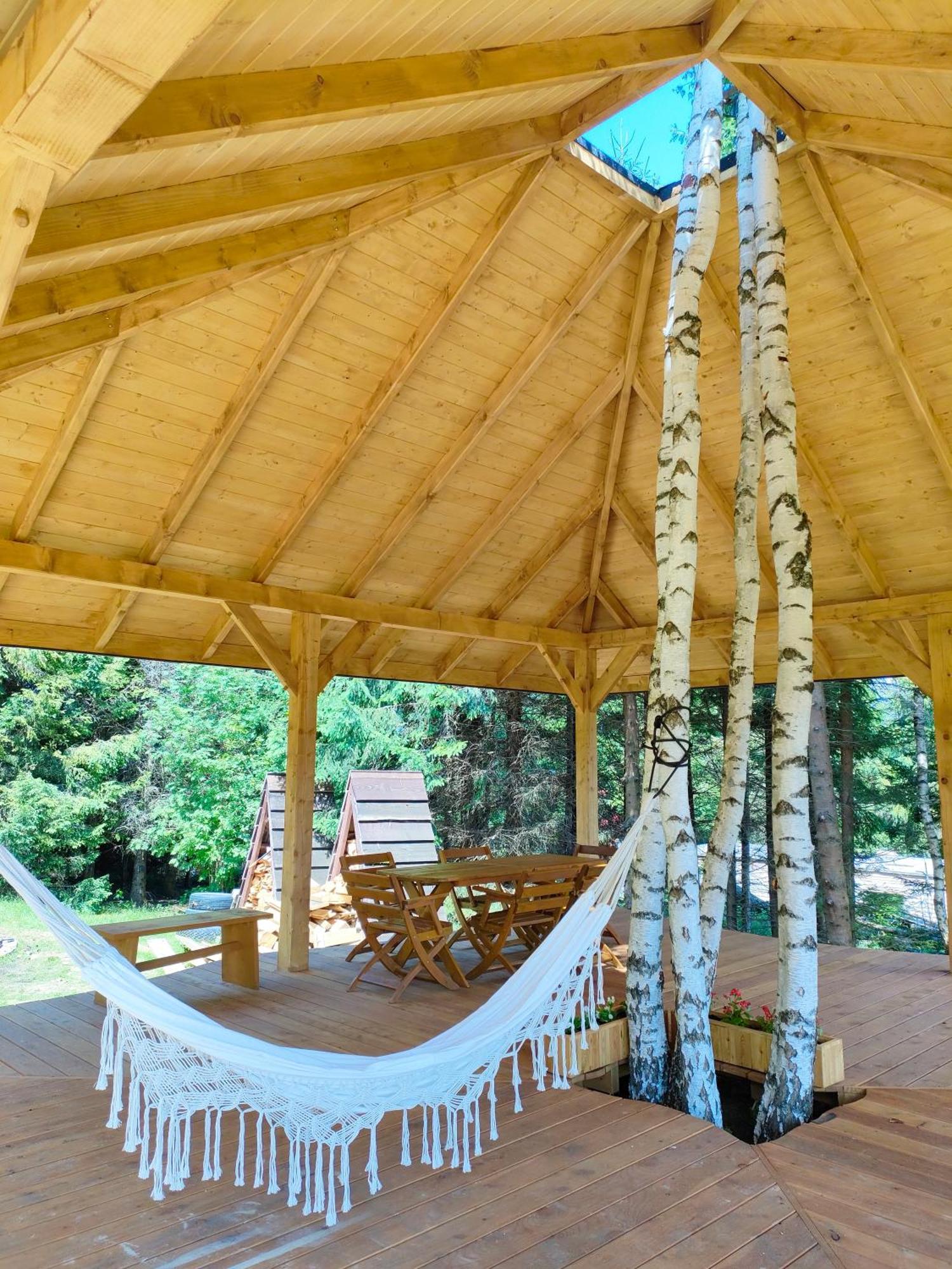 Pod Wielka Zalesiona Gora Wetlina Esterno foto